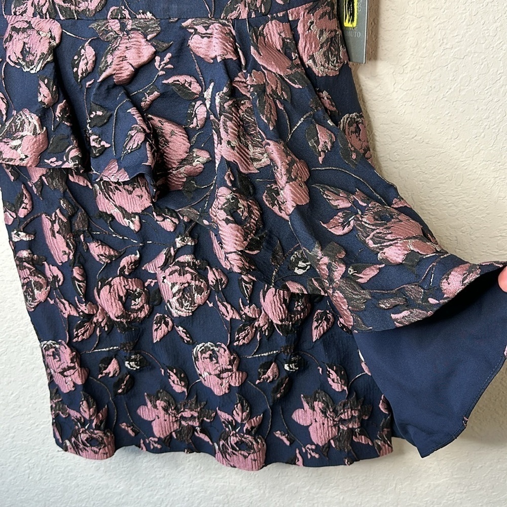 NWT‎ Vince Camuto Navy Floral Jacquard Ruffle Cocktail Dress Size 4 - Picture 4 of 14
